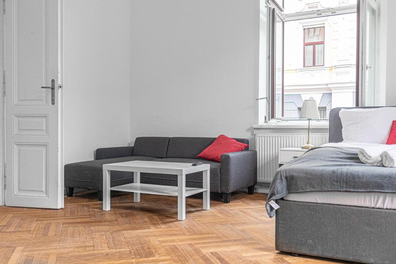 Classy 2Br Apt. W/ Exclusive Location Near Akh Vienna Exterior photo